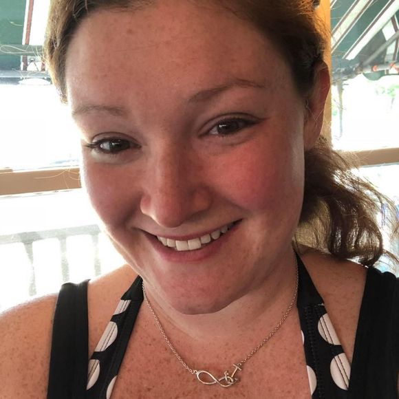 Meet your Posher, Jade - Picture 1 of 1